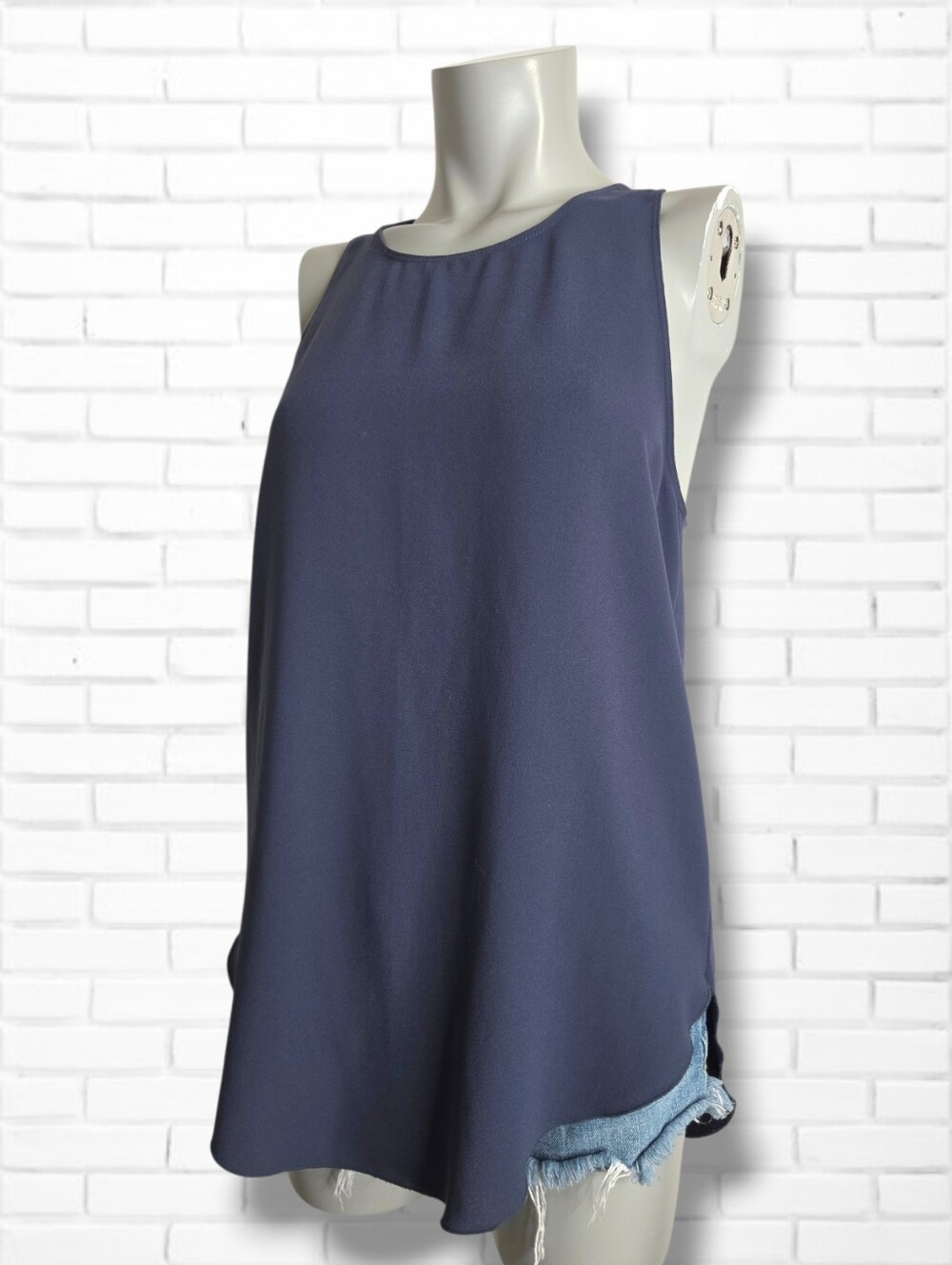Wilfred Aritzia "Sevres" Sleeveless Navy Blue Tunic Blouse Size M